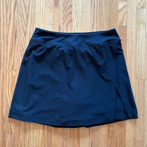Outdoor voices court skort black